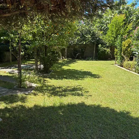 Privatunterkunft Aliaj Durrës