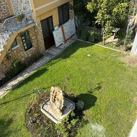 Aliaj * Durrës