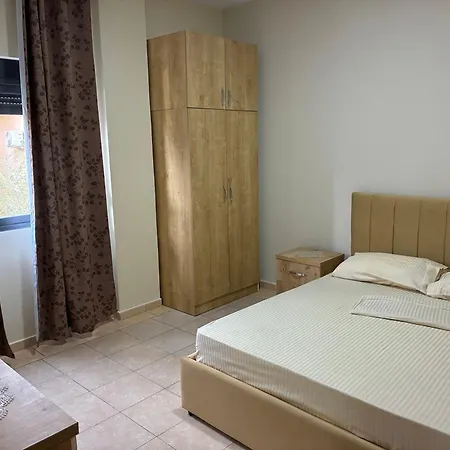 Privatunterkunft Aliaj Durrës